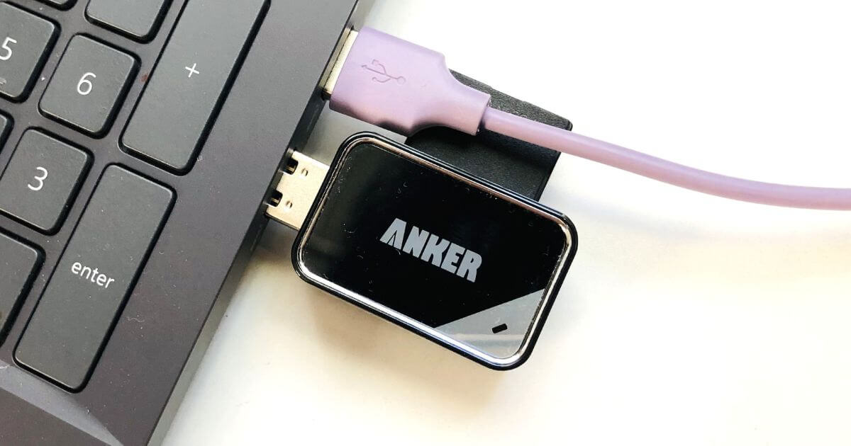 Anker SDカードリーダーサイズイメージ