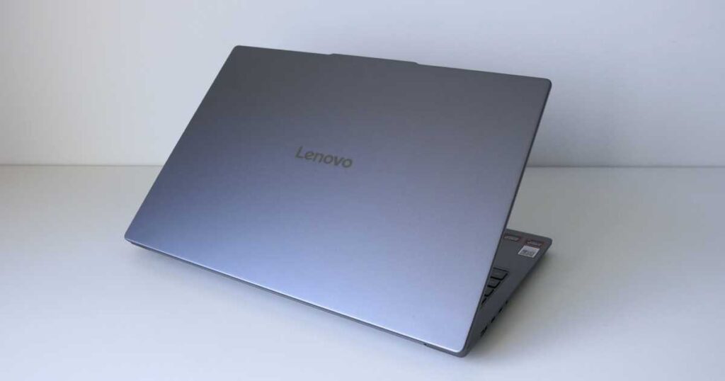 Lenovo IdeaPad Slim 5 Gen 10天板斜め