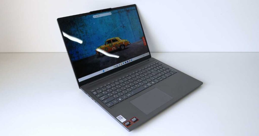 Lenovo IdeaPad Slim 5 Gen 10右横から