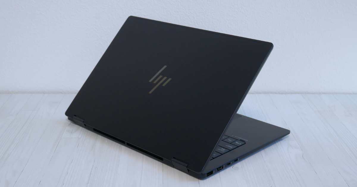 HP OmniBook Ultra Flip 14-fm_正面前斜め