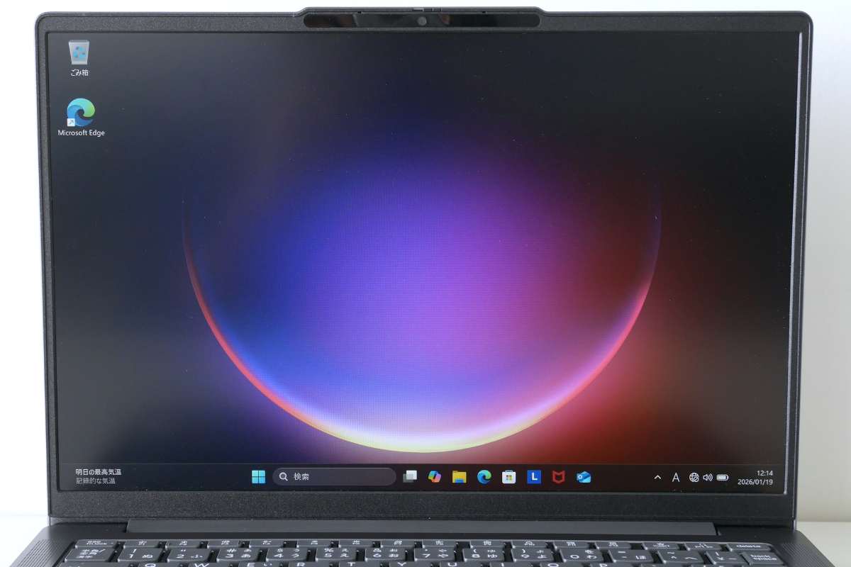 IdeaPad Slim 3 Gen 10_ディスプレイ黒