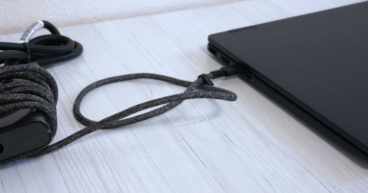 HP OmniBook Ultra Flip 14-fm_充電ケーブル