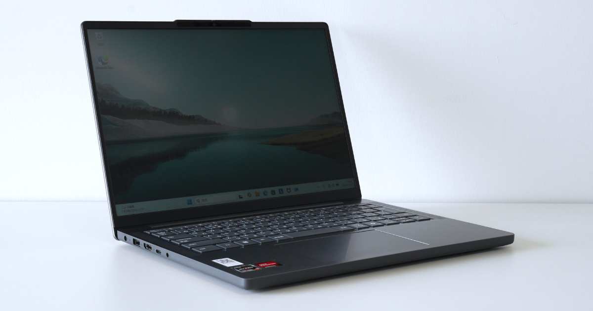 IdeaPad Slim 3 Gen 10_正面右斜め